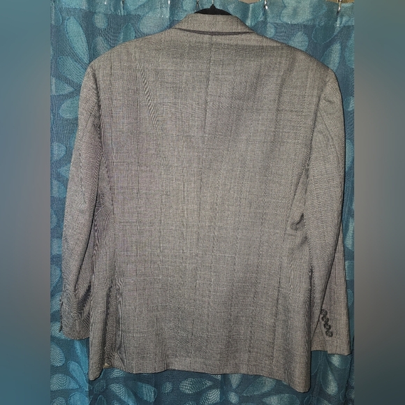 Dior Gray Sport Coat with Textured Fabric - Picture 2 of 5